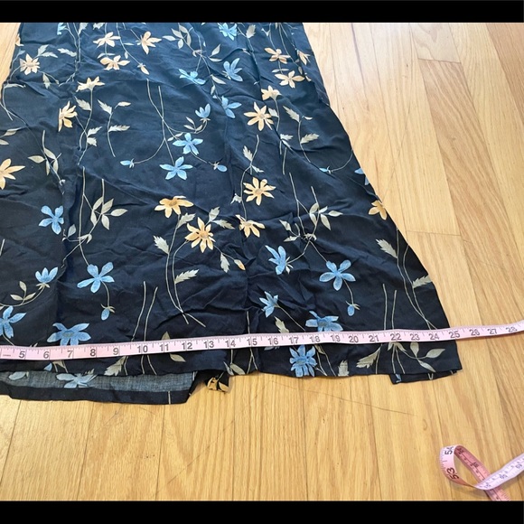 Sag Harbor Black Floral Skirt with Slit - Picture 2 of 12
